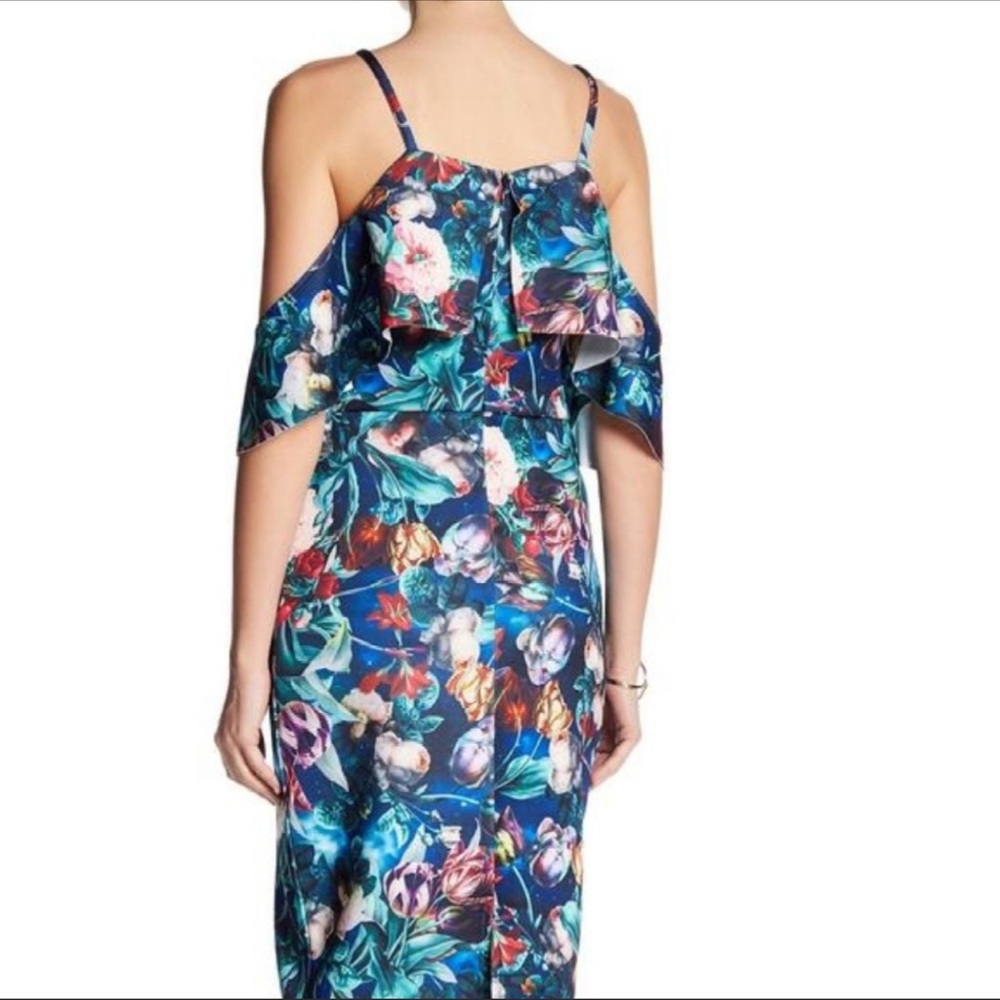 NWT! Alexia Admor Small emerald coldshoulder dress